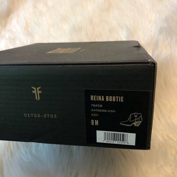 NWT Frye Reina Bootie In Ash Size 9 - Picture 5 of 12